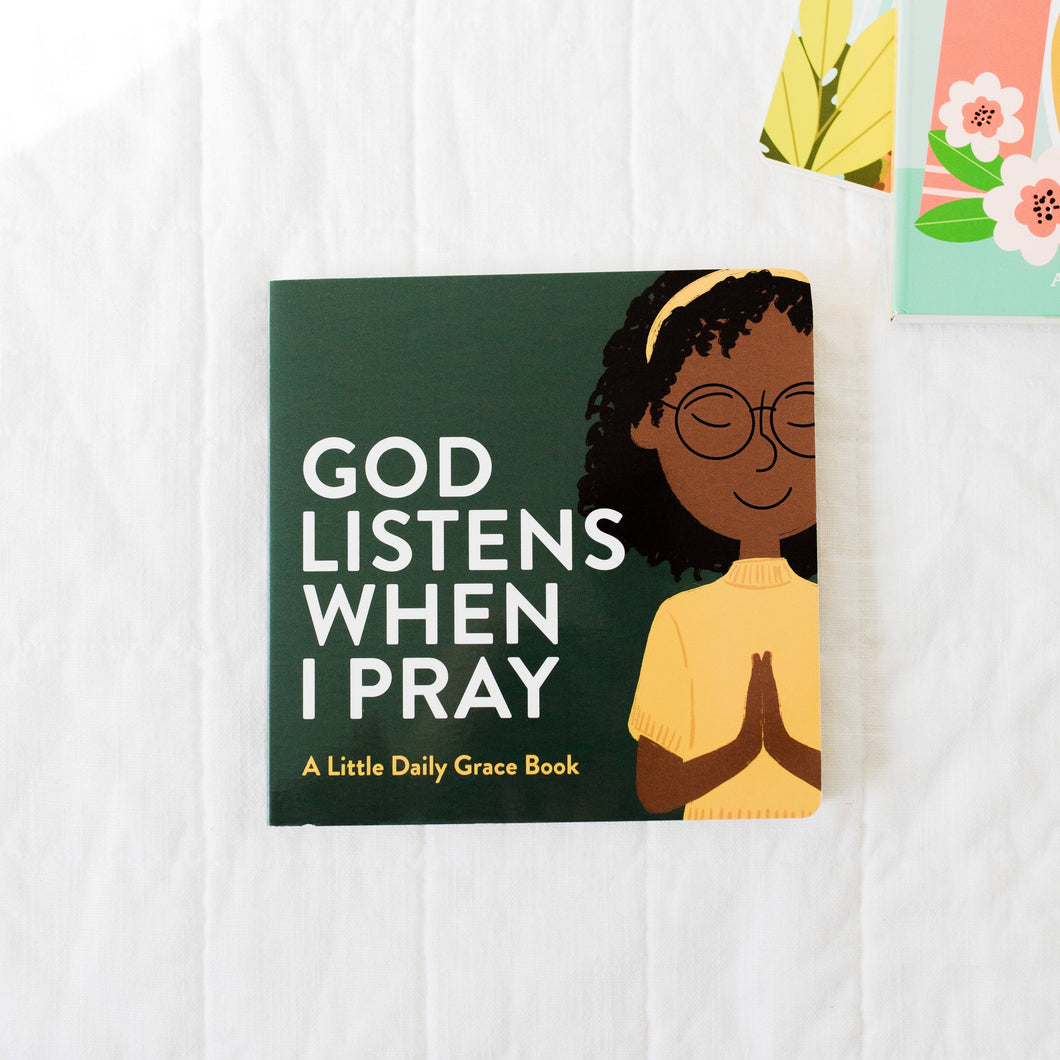 Book: God Listens When I Pray (Board Book)